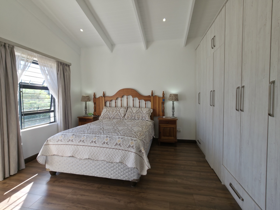 4 Bedroom Property for Sale in Noorsekloof Eastern Cape